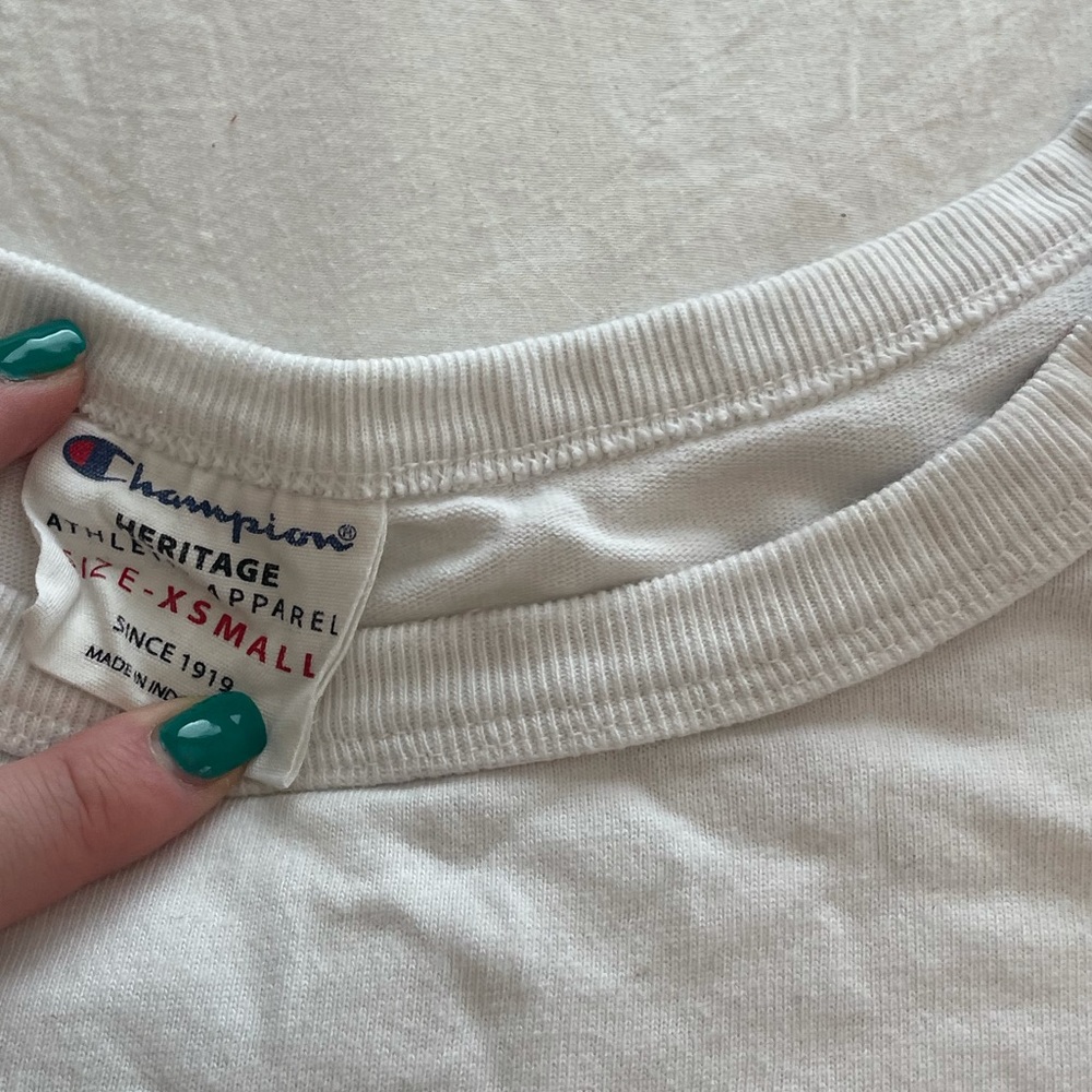 Basic Champion White Crop top - Picture 4 of 4